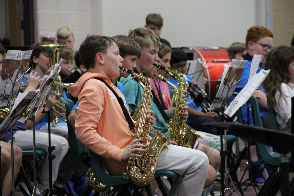 students playing the saxophone 