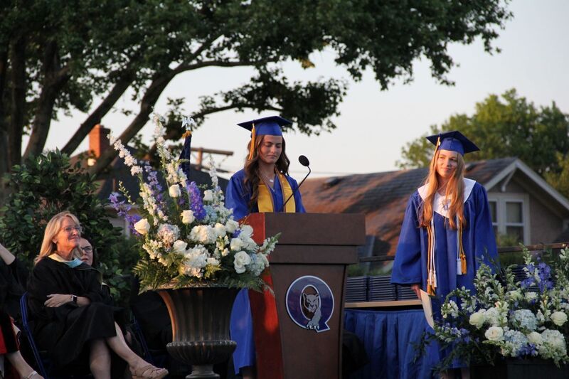 Anna Greenday gives his speech at the podium