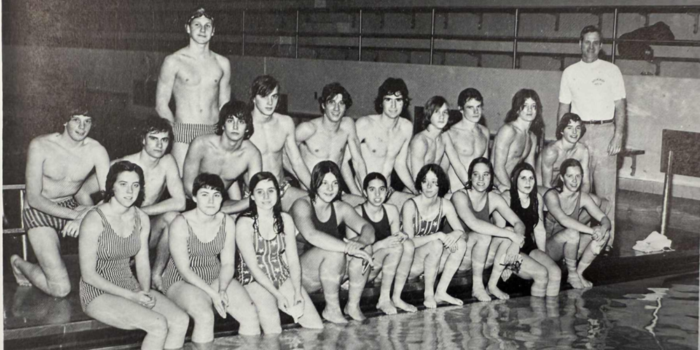 Black and white photograph of swim team.