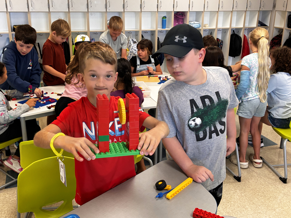 Students build Twin Towers with Lego.