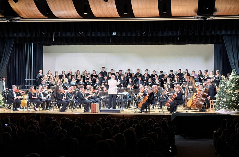 QHS Concert Choir performs with the Glens Falls Symphony Orchestra.