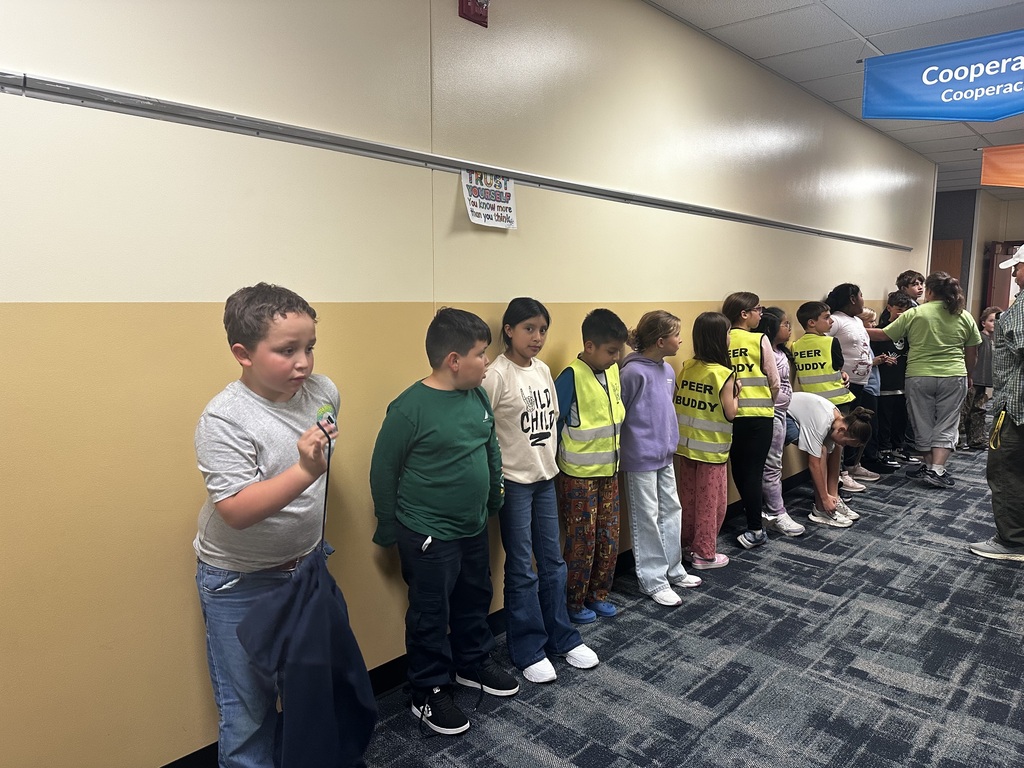 4th graders getting ready for specialist