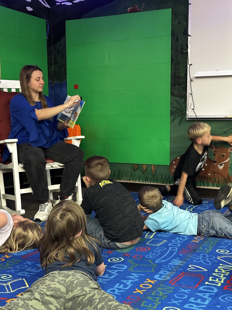 Story time in library