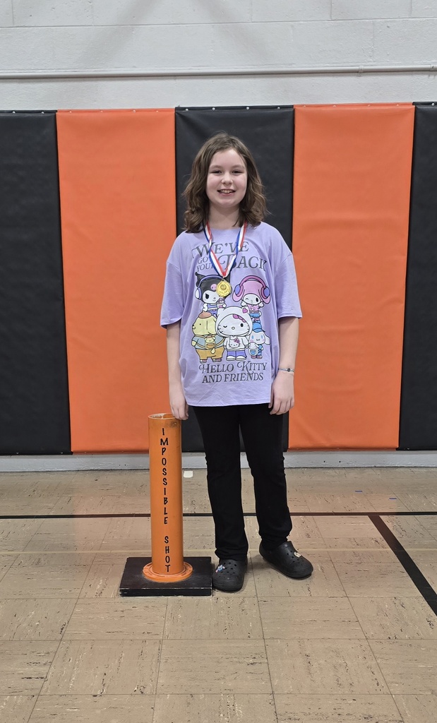 Congratulations to Natalie P. of Mrs. AcMoody's 4th grade class. She made the Impossible Shot this week in PE! Mr. Harmon chooses two students who demonstrate good sportsmanship to shoot at the end of each class. Nice job Natalie!
