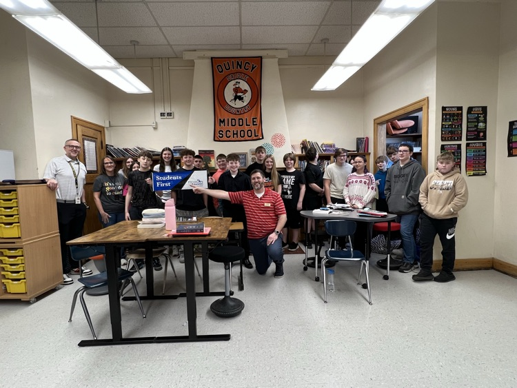 Mike Leathead from MDE visited and read with QMS students