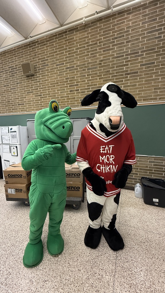 Gifford 7th graders win reading challenge (Clifford Gator and the Chick-fil-A Cow)