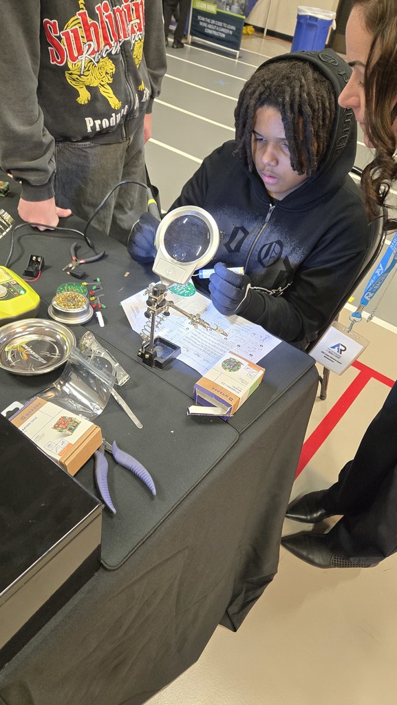 Students at the Academies of Racine's 2025 SEE Your Future Expo