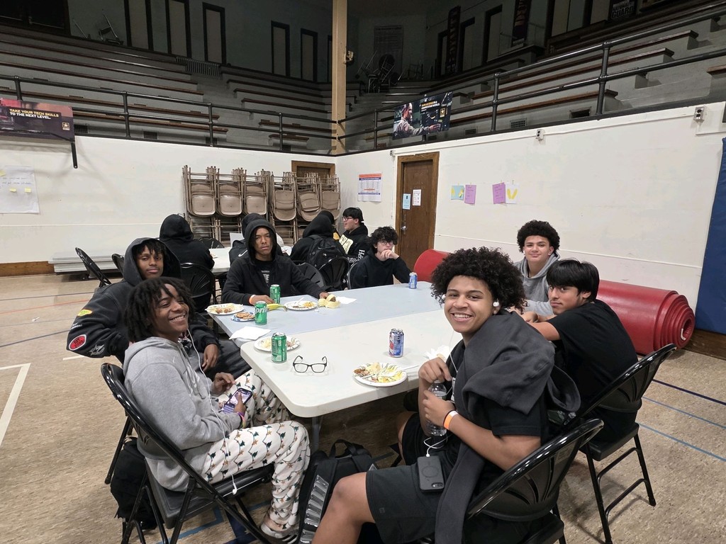 On November 25th, Park's Business & Tech Academy held their annual BaTSgiving!  All 500 students in this academy were invited to a holiday meal provided by their academy staff!  Huge shout out to our Culinary Students who also helped provide to the meal! This is what Park #family is all about! #tistheseason #onthehunt #letseat #PantherPride 💙🧡