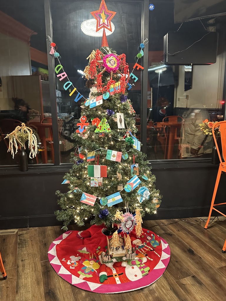 3k/4k DL Celebrating diversity - Connecting hearts around the world & our community. ❤️