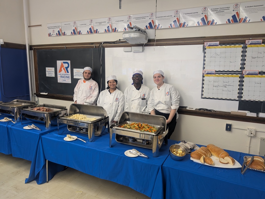 Big thanks to our Culinary Arts 🧑‍🍳 students for providing our Park Staff Holiday Luncheon! The food was delicious and the service was perfection!!! Great work students and Mr. Cain! #tistheseason #onthehunt #letseat #PantherPride