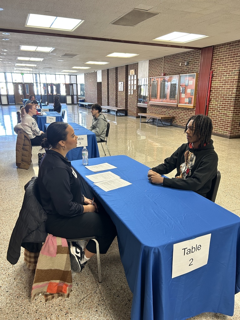 This past week, our sophomores all received a mock interview!  A great experience to help build this skill and receive feedback.  A huge thanks to all the community volunteers! #collegeandcareerready #onthehunt #letseat #PantherPride