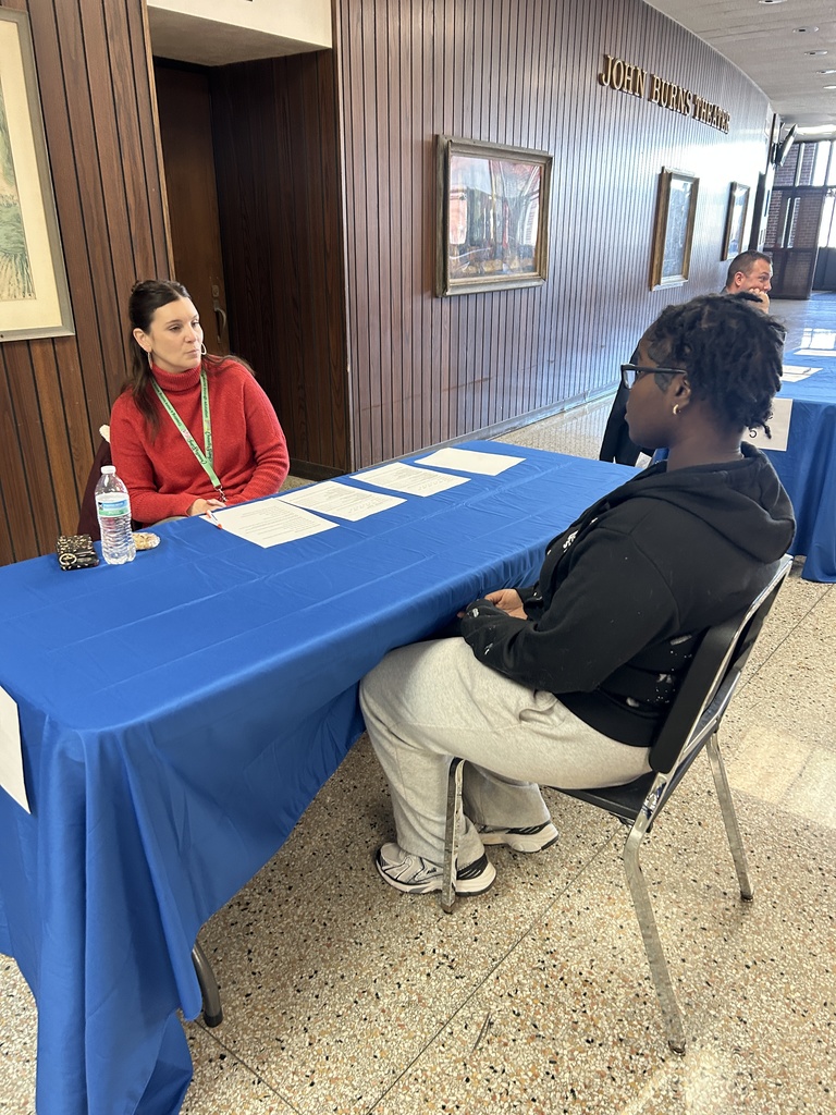 This past week, our sophomores all received a mock interview!  A great experience to help build this skill and receive feedback.  A huge thanks to all the community volunteers! #collegeandcareerready #onthehunt #letseat #PantherPride