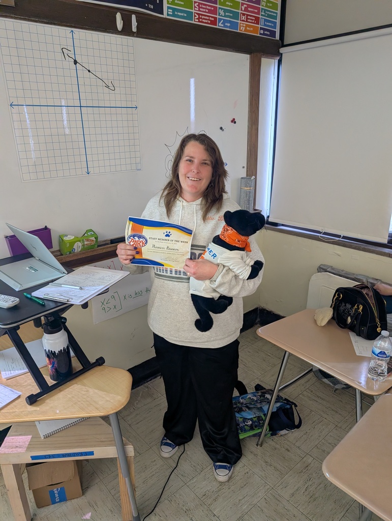Woot Woot 🎉🎉Give it up to Park's Staff Member of the Week, Pheonixx Bannon! Pheonixx is a math teacher who came up from Florida this past year and has already made such an impact with our math instruction! She brings contagious positive energy to both students and staff. In the classroom, students rave about her dynamic teaching style and innovative approach with strategies. So happy to have you at Park!! #PantherPride #onthehunt #letseat