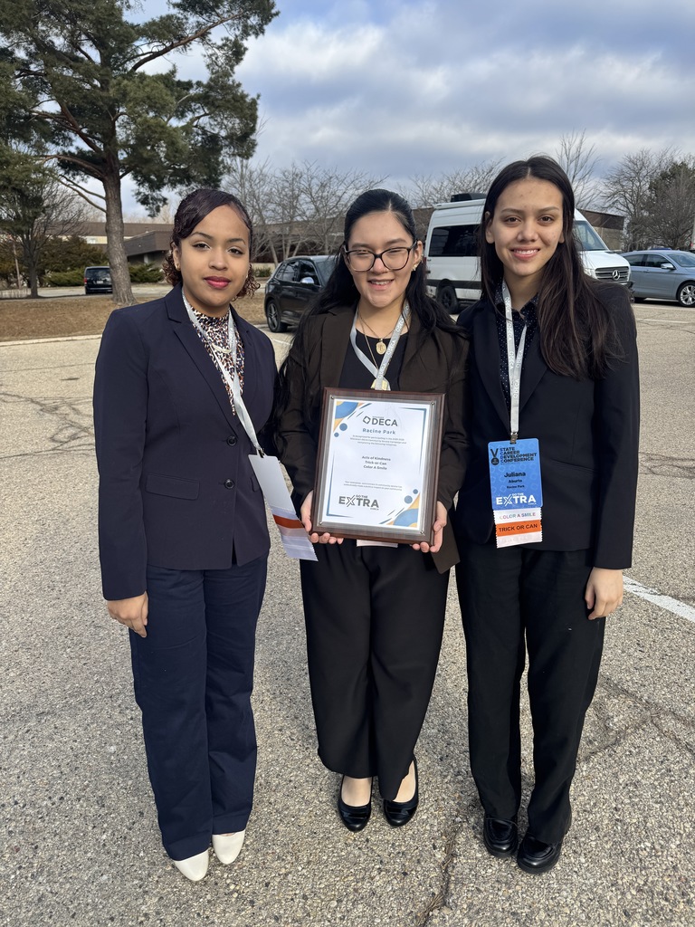 Last week, our Park DECA students competed at the State Career Development Conference in Lake Geneva. Huge shoutout to Juliana Aburto and Jaxalen Campos-Ruiz for being named finalists on their project in Finance Research Operations. Samarra Heredia accepted our Community Service award for our members. Great job representing Park! #PantherPride #onthehunt #letseat #collegeandcareerready
