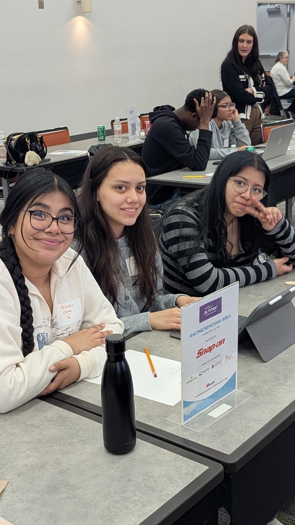 On March 26th, 8 Park High School students attended the Junior Achievement Titan Business Challenge at Gateway Technical College, Kenosha Campus. The challenge included students competing in an online business simulation where they are tasked with developing, producing, budgeting, and marketing a fictional cell phone.  The competition included over 20 teams from Southeastern Wisconsin and Park was represented extremely well with our teams of:  Juliana Aburto, Gloria Cruz, Jisela Vela (2nd Place - $500 Scholarship) Robbin Roushia & Isaiah Robinson (4th Place) Charity Bryant, Naleah Mayfield, Callie Spranger (7th Place)  Juliana, Gloria, and Jisela will represent Park at the statewide competition in Sheboygan on May 7th.  Go Panthers!