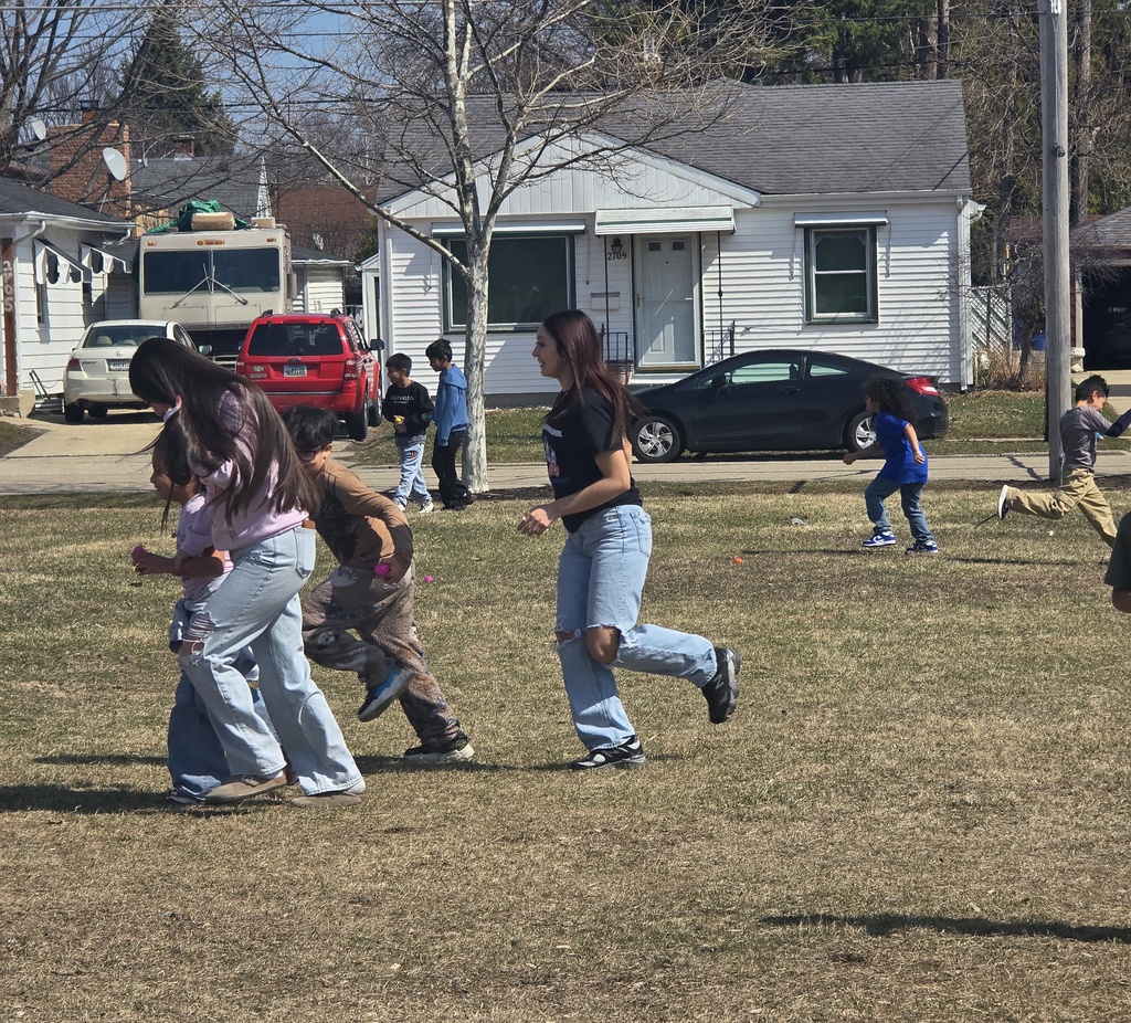 Today, LSU had an amazing opportunity to connect with students at Mitchell! 🧡💙  We spent time with 8th graders, helping them prepare for a smooth and confident transition into high schoolanswering questions, sharing advice, and building excitement for what’s ahead.  At the same time, we partnered side by side with younger students and wrapped up the day with a fun-filled egg hunt for our 1st and 2nd grade dual language learners! 🐣🌷  It was a day full of learning, mentorship, and joy. We’re proud to support and celebrate these students at every stage of their journey!