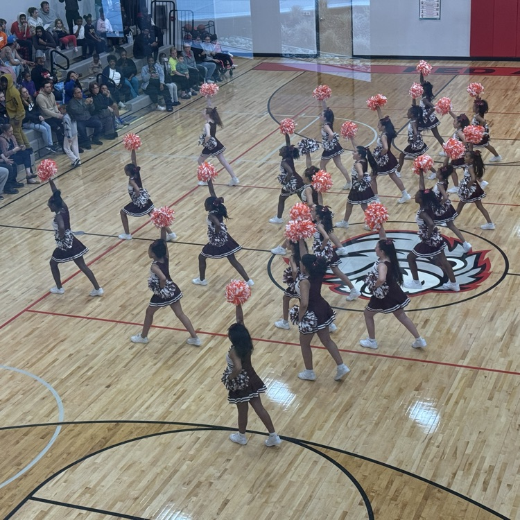 Starbuck cheerleaders  