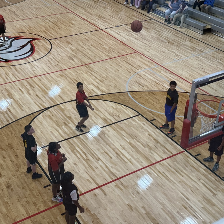 The free throw is good!