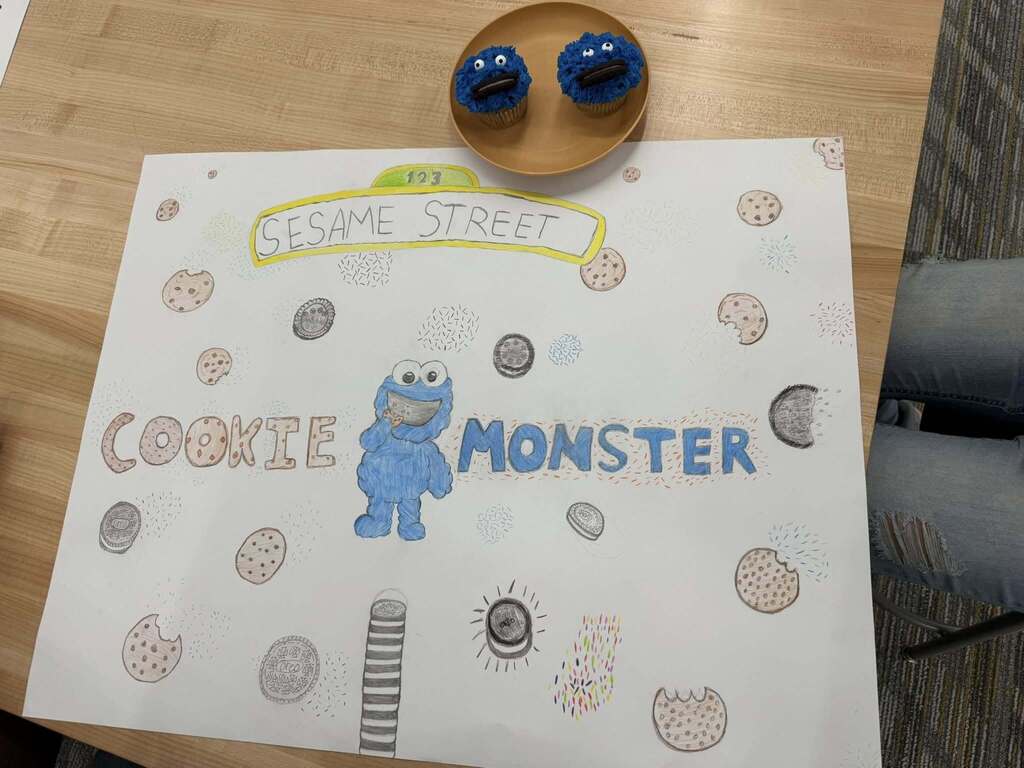 Cookie monster themed cupcakes