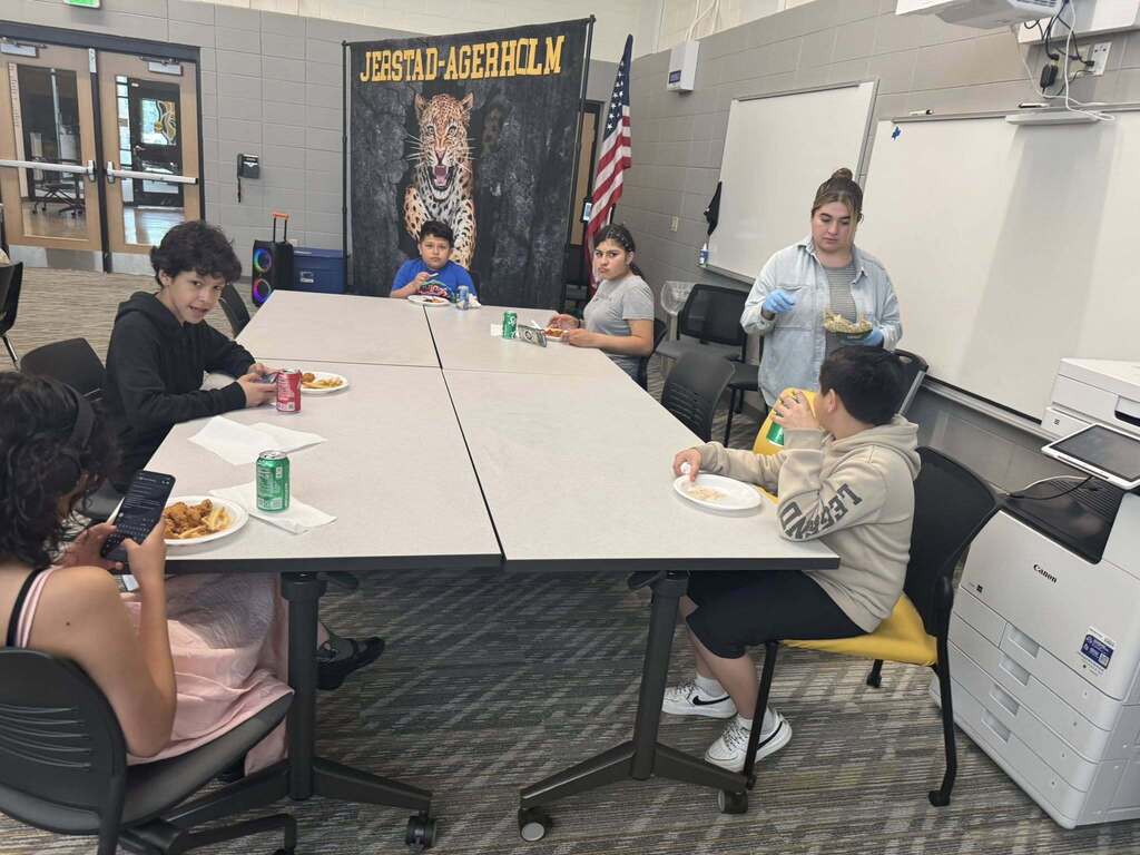 Our students participating in their Wingstop party for meeting their ACCESS testing goals.