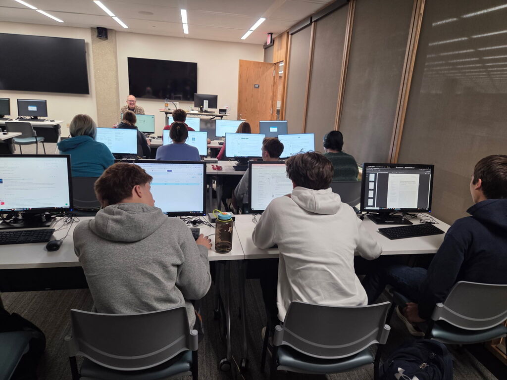 Today, Park's AP Research students attended UW-Parkside to begin indepth research on their individual topics. 📖📚 In AP Research, students pick a research question, identify a research gap, use ethical methodologies, and collect or analyze evidence over the full academic year. From there, AP Research students maintain a portfolio to document their ongoing inquiry, skill development, and reflections. There is no better class than AP Research that will prepare students more for college. Today was great day in helping our students become #CollegeReady #ALLIN