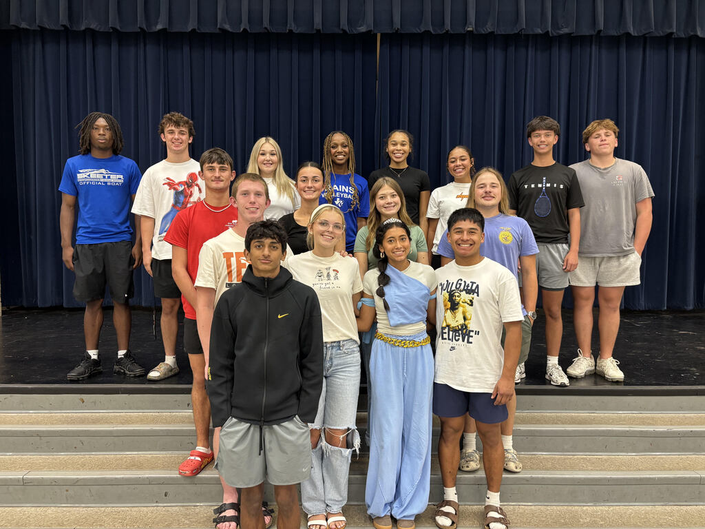 2026 Homecoming Court- Group picture of all of the homecoming court