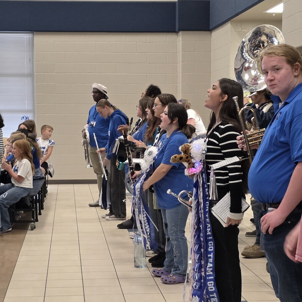 Wildcat Homecoming Pep-Rally Pictures-Band at the Elementary Cafeteria