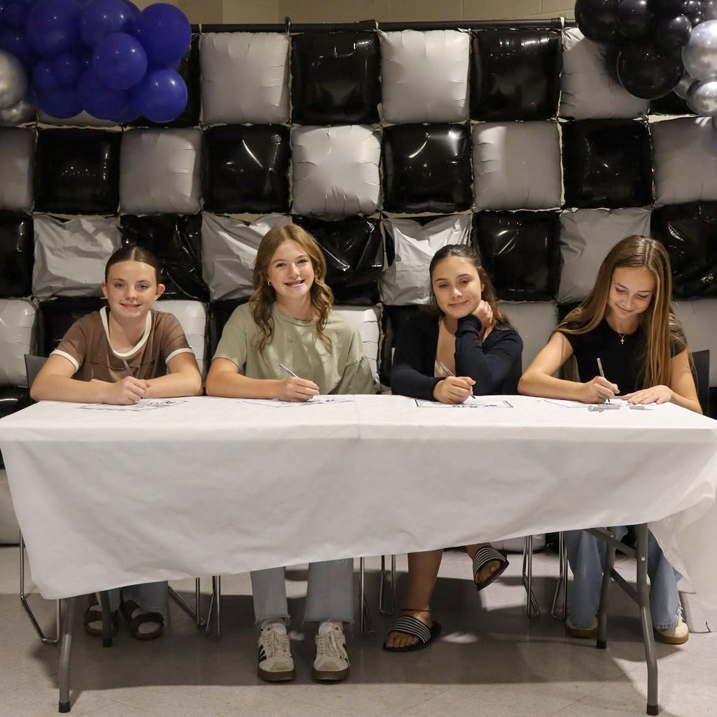 JH students have a signing day for UIL academics