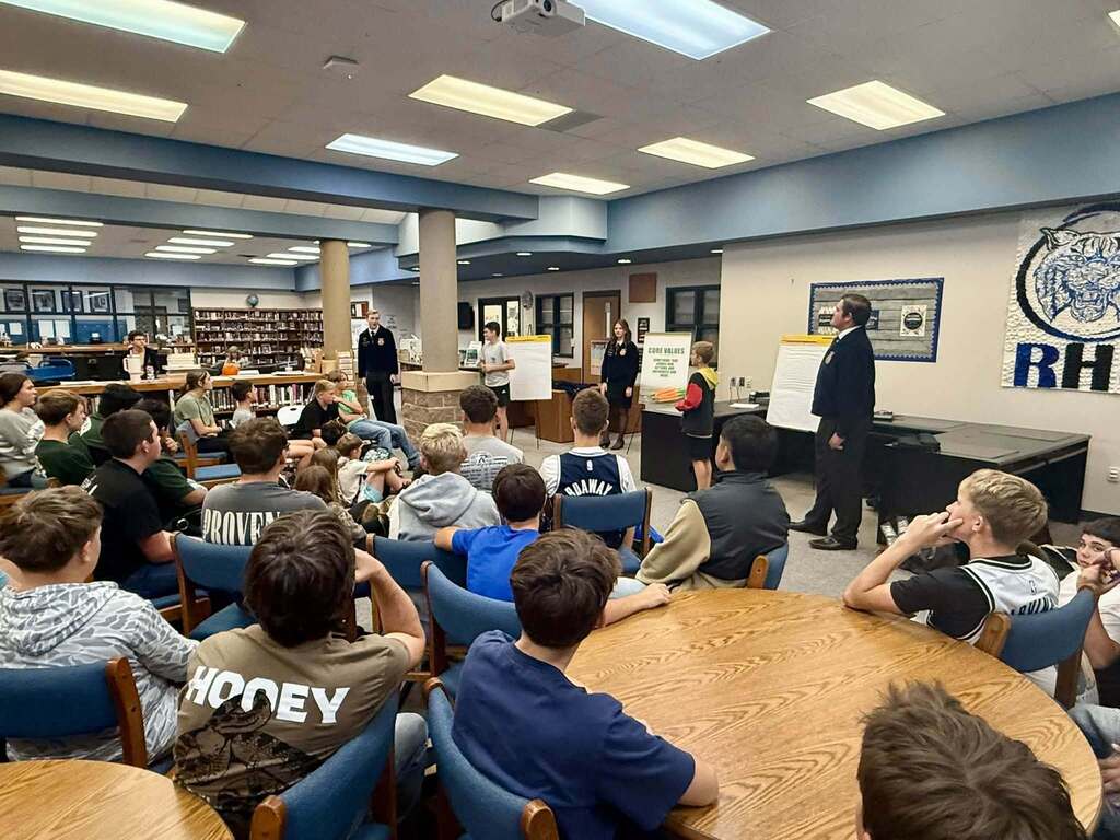 Texas FFA Officers visit the Rains FFA at the high school 