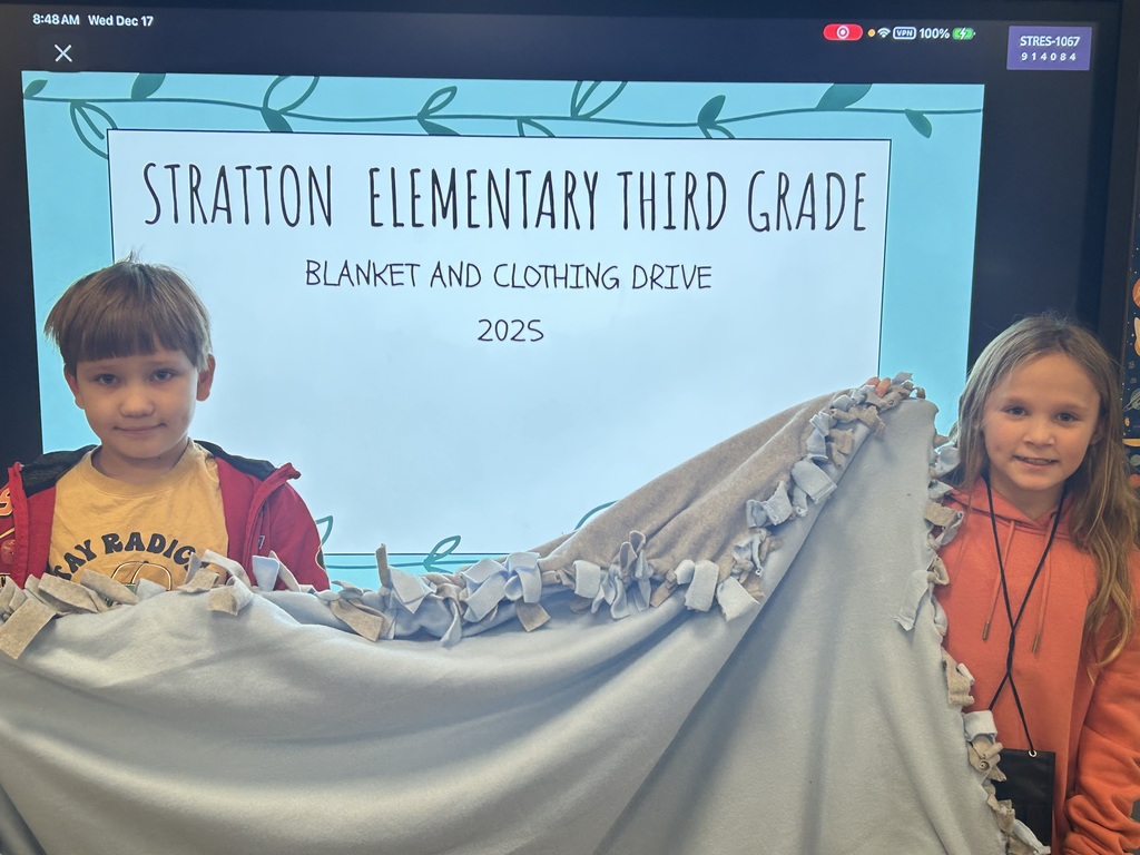 Mz. Inman's 3rd grade students with their no sew blankets they made