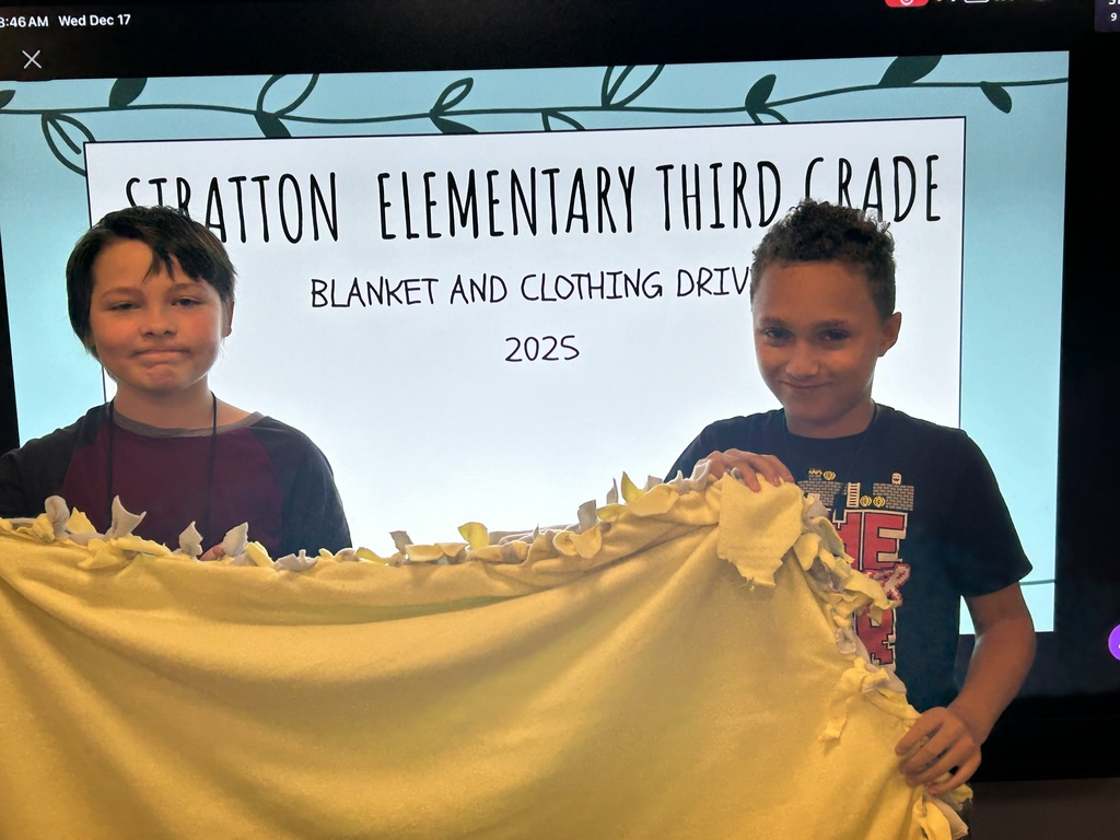 Mz. Inman's 3rd grade students with their no sew blankets they made