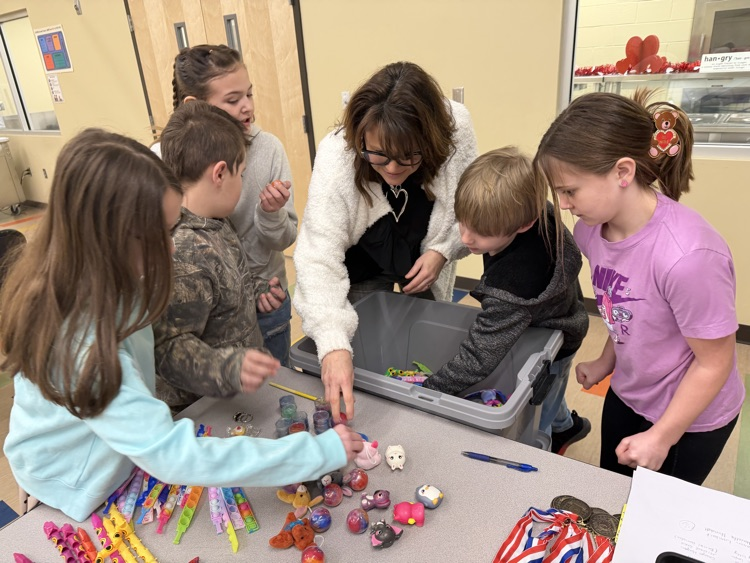 awards day at   SSES!3