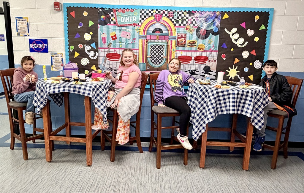 PBIS weekly winners for the Cubs Diner - Shaila Dunbar, Addyson Dickens, Maggie Hudnall, Kevin Finken