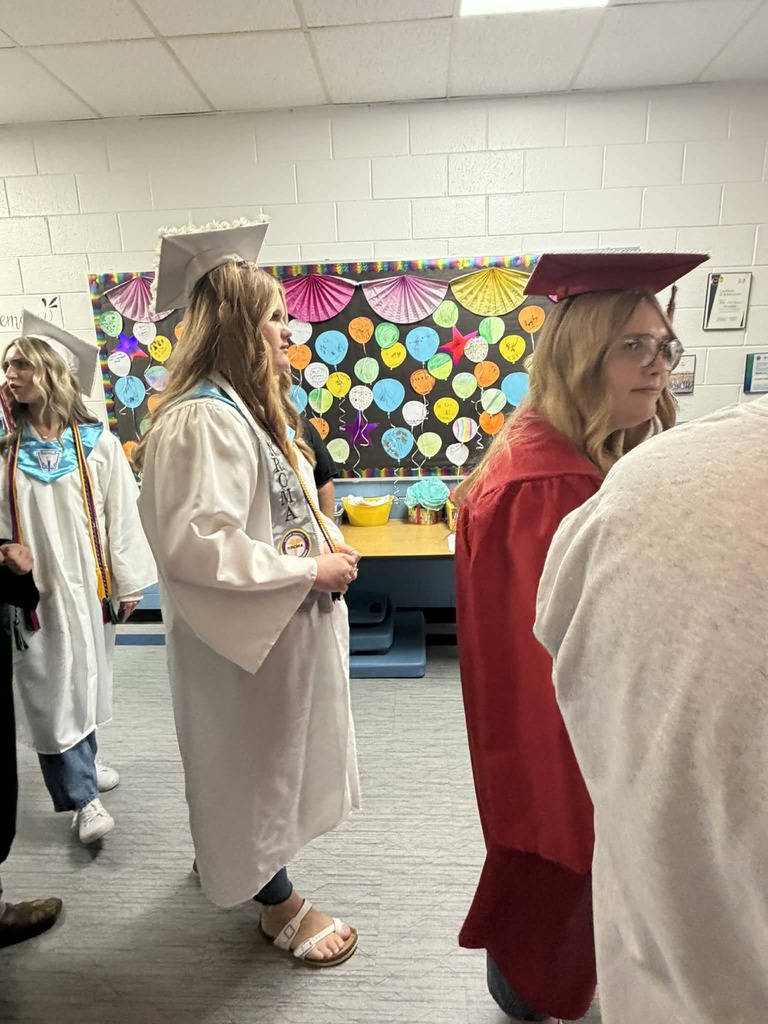 More pictures of Liberty's Seniors walking the halls for the last time. 