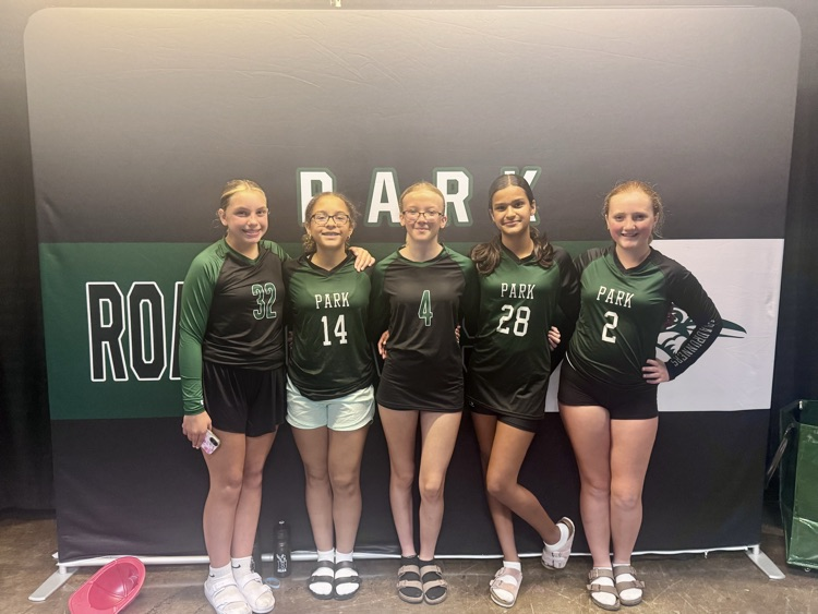 Park volleyball players helped at the Back to School Fair. 