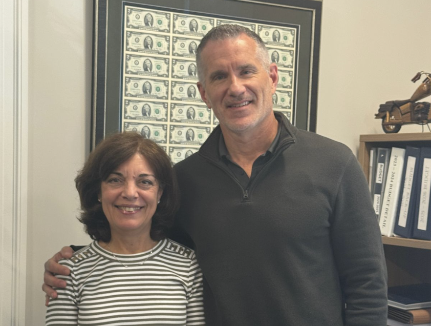 Joanne Origoni announces retirement.