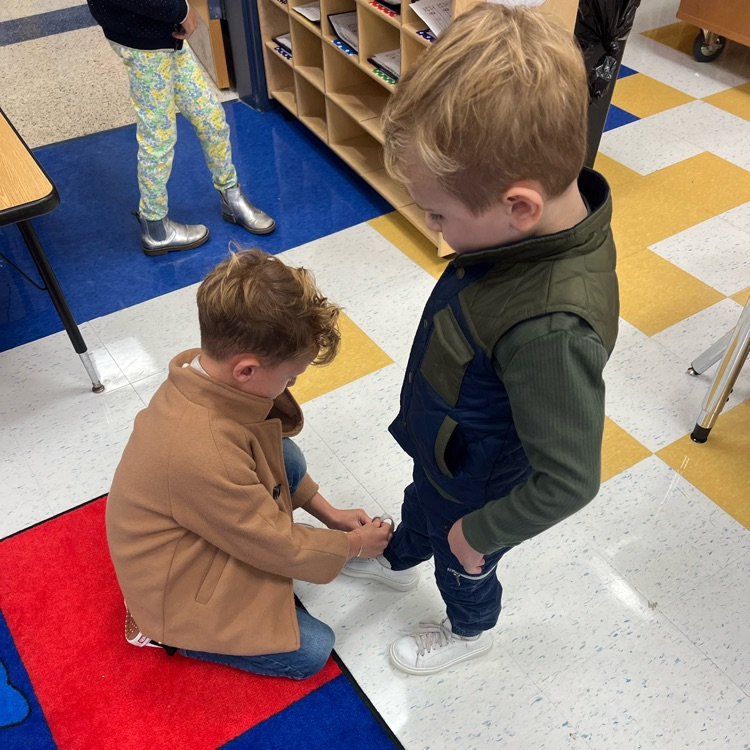 Kindergarten students in KP are already demonstrating the competencies of a Ramsey Graduate! 💙💛 Our young learners show collaboration and empathy each day as they work together and lend a helping hand to one another.