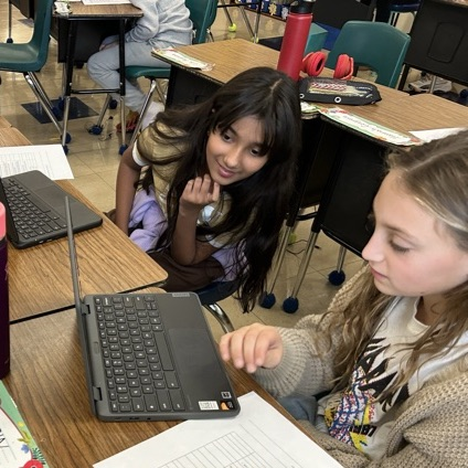 Students in 5Johnstone participate in peer reviews for their Historical Fiction process pieces!