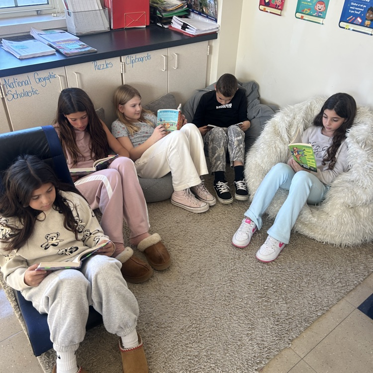 Students on 4 O’Rourke are enthusiastically diving into our new fanfiction unit. They are demonstrating impressive creativity, strong engagement, and a genuine excitement for reimagining familiar stories.