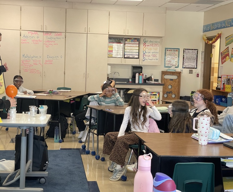 STEM Starters Club experiment 