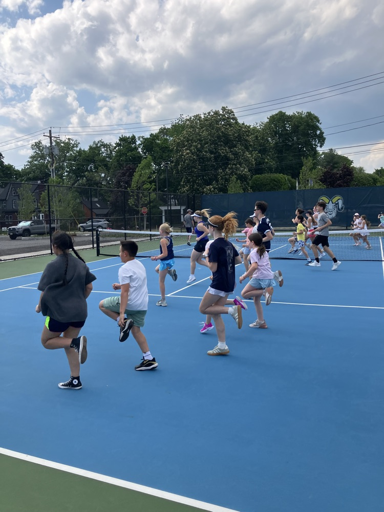 Completing dynamic warmups