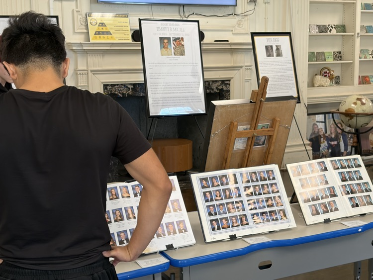 gallery4