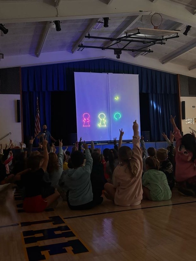 students laser show