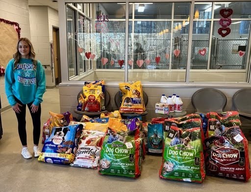 Randleman Middle Beta Club Makes Pawsitive Impact with Donation Drive