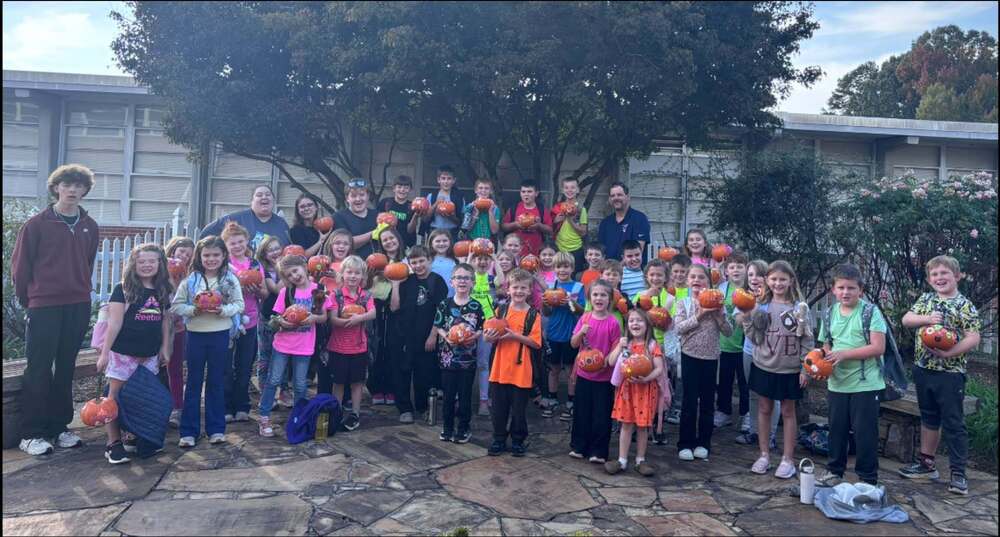 Grays Chapel Students Dig Into Pumpkin Learning Through AGventure AG Club!