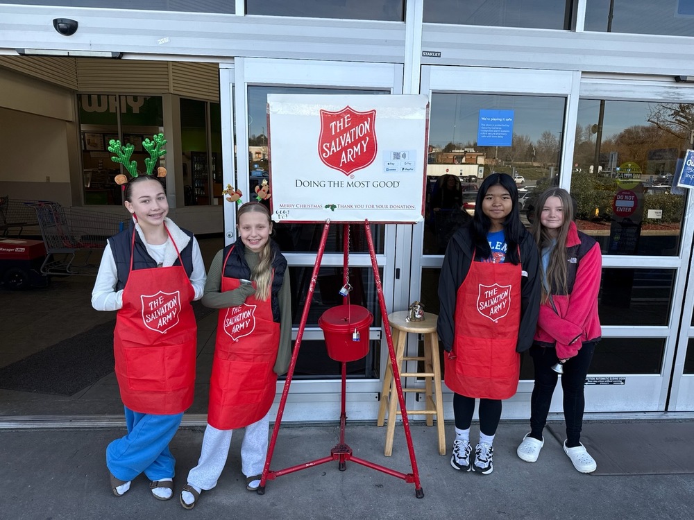 Randleman Middle School Beta Club Spreads Holiday Cheer Through Community Service
