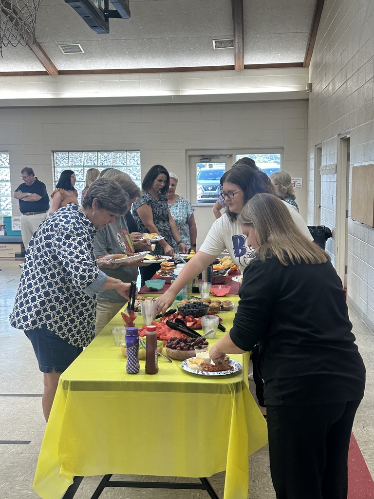 Teachers/Staff at their back to school breakfast provided by Marlboro Friends Meeting!