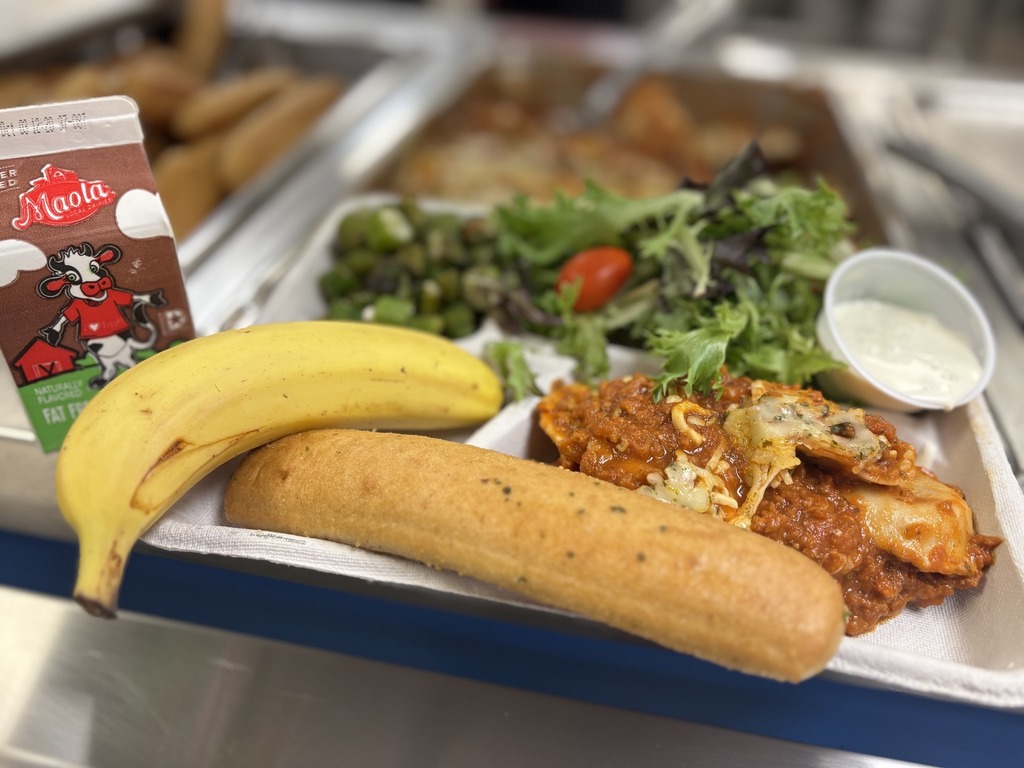 Today was Cheese Ravioli's menu premier! With NO CDL and NO BUS DRIVING required, feeding children delicious meals is a wonderful way to serve our community. Apply to be a School Nutrition Substitute- https://randolph.schoolspring.com/?jobid=4938827 #fillyourtray #RCSScafereinvented