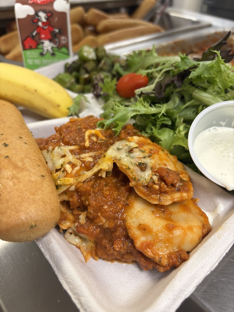 Today was Cheese Ravioli's menu premier! With NO CDL and NO BUS DRIVING required, feeding children delicious meals is a wonderful way to serve our community. Apply to be a School Nutrition Substitute- https://randolph.schoolspring.com/?jobid=4938827 #fillyourtray #RCSScafereinvented