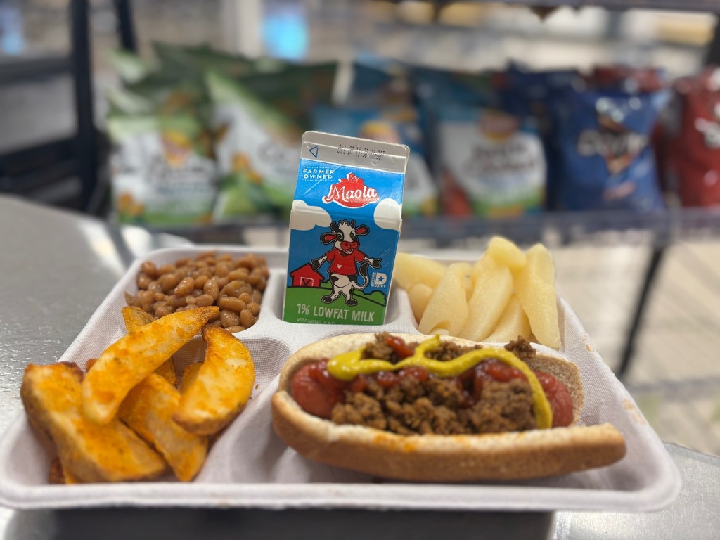 Today’s menu was “show-out” “cook-out” style with made from scratch chili using real ground beef. With NO CDL and NO BUS DRIVING required, you can “show-up” for our students. #RCSScafereinvented #fillyourtray Apply by clicking the link https://randolph.schoolspring.com/?jobid=4938827